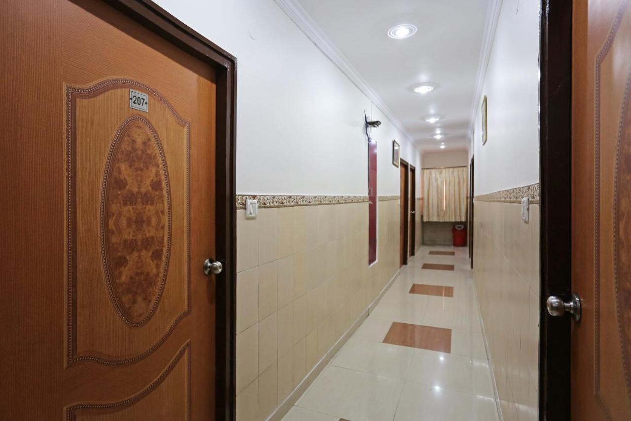 Radiant Hotel Kankhal Bagian luar foto