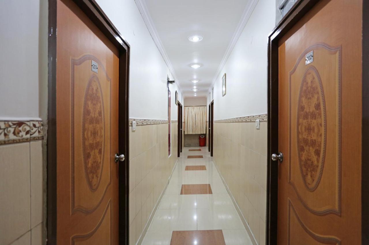 Radiant Hotel Kankhal Bagian luar foto