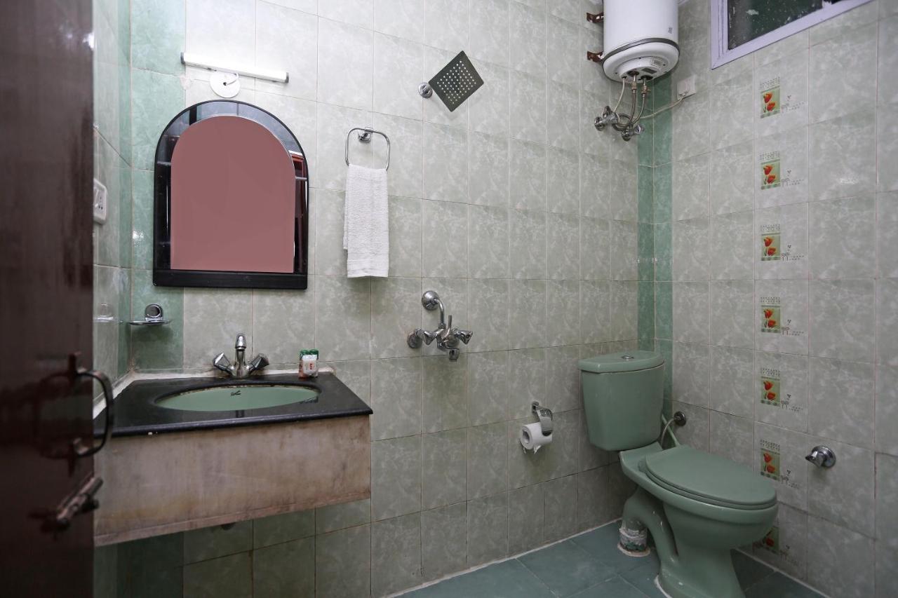 Radiant Hotel Kankhal Bagian luar foto